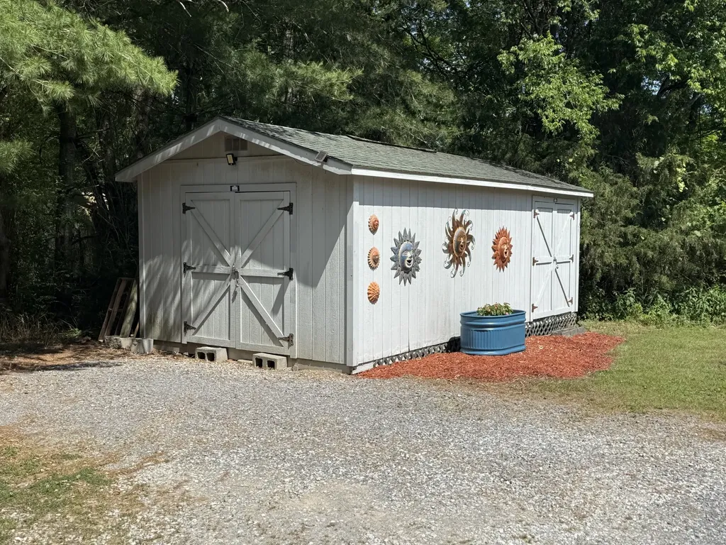 260 Willow Lane Hartsville TN 37074