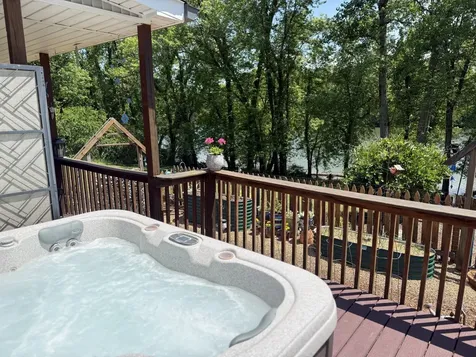 260 Willow Lane Hartsville TN 37074