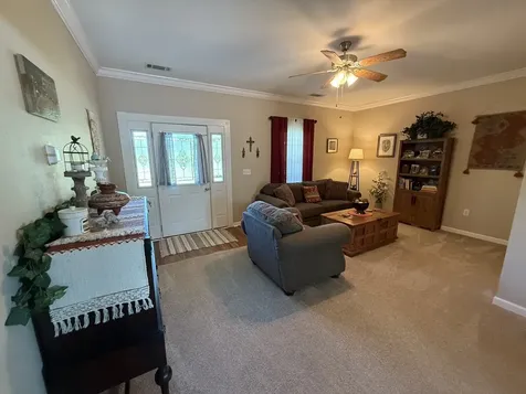 260 Willow Lane Hartsville TN 37074