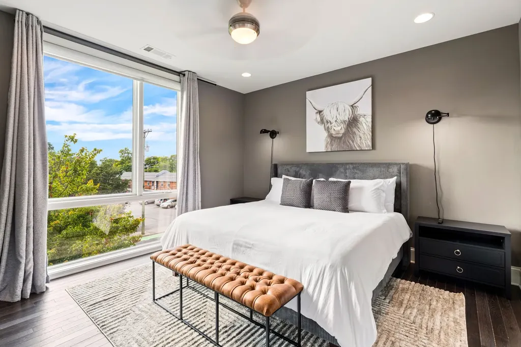 1124 Argyle Ave, S Nashville TN 37203