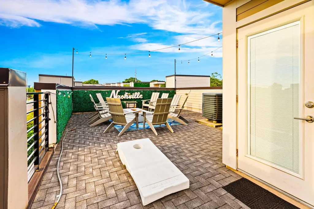 1124 Argyle Ave, S Nashville TN 37203