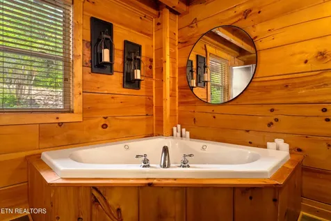 459 Ownby Circle Gatlinburg TN 37738