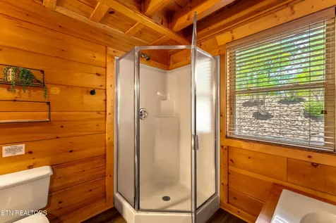 459 Ownby Circle Gatlinburg TN 37738