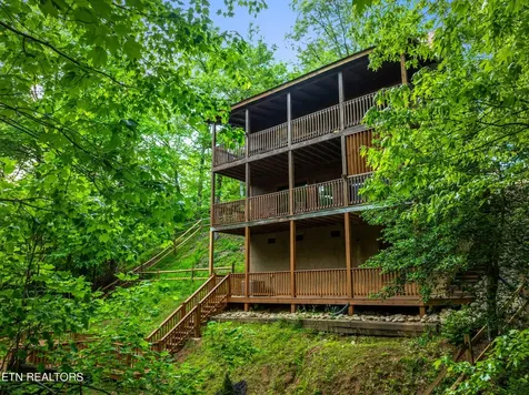 459 Ownby Circle Gatlinburg TN 37738