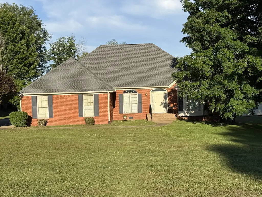 205 Ouida Lane Columbia TN 38401