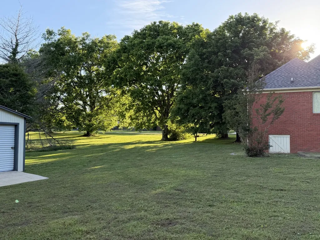 205 Ouida Lane Columbia TN 38401