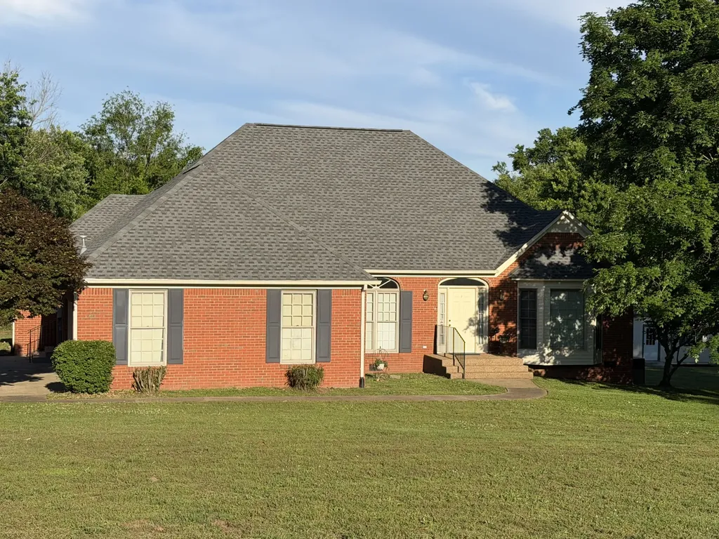205 Ouida Lane Columbia TN 38401