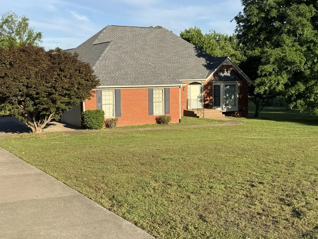 205 Ouida Lane Columbia TN 38401