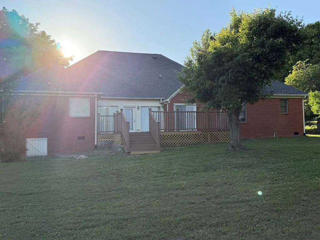 205 Ouida Lane Columbia TN 38401