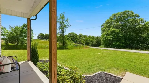 1285 Oak Grove Road Dickson TN 37055