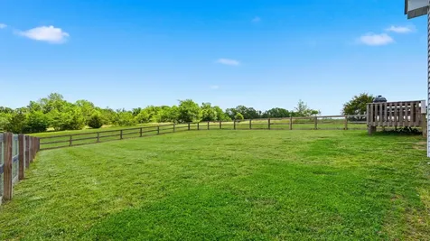 1285 Oak Grove Road Dickson TN 37055