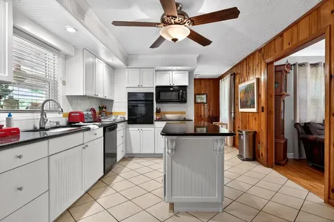 308 W Church Street Smithville TN 37166