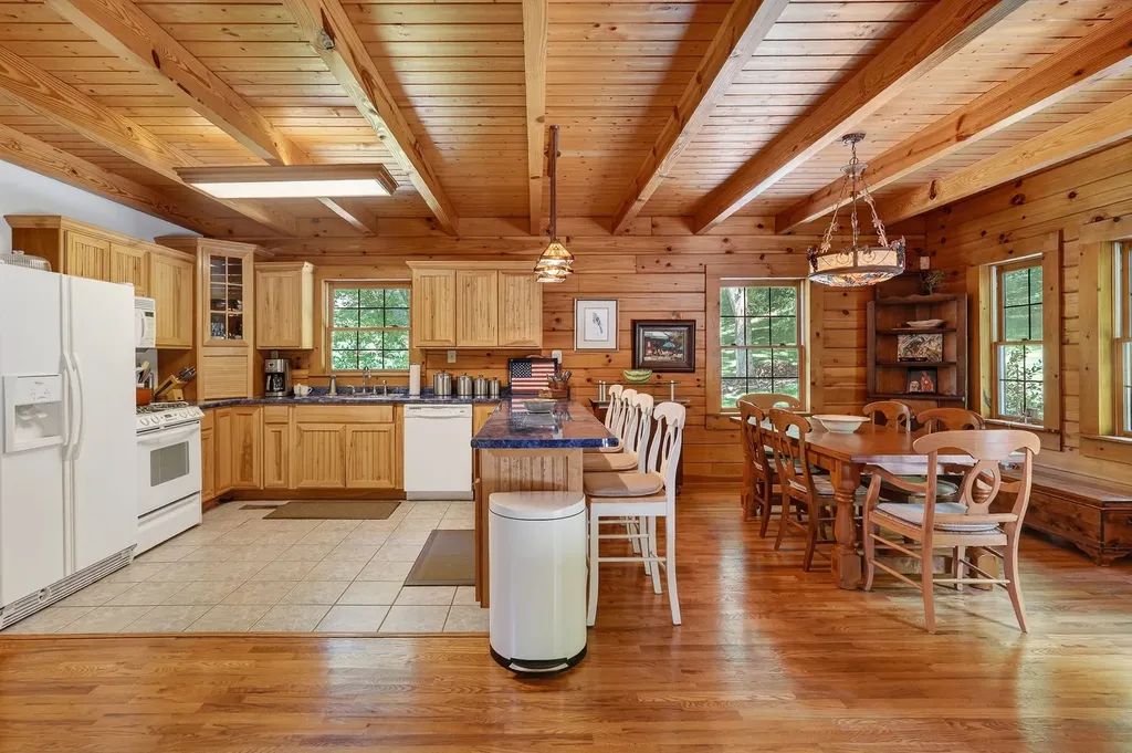 110 Baymont Drive Lancaster TN 38569