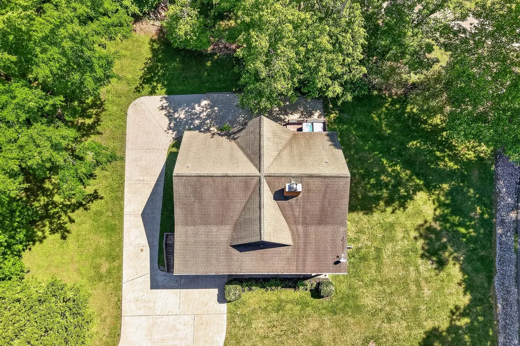 110 Baymont Drive Lancaster TN 38569