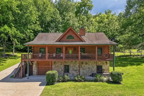 110 Baymont Drive Lancaster TN 38569
