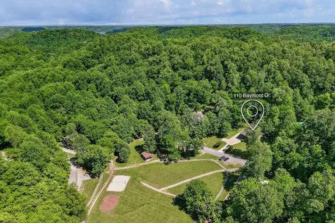 110 Baymont Drive Lancaster TN 38569