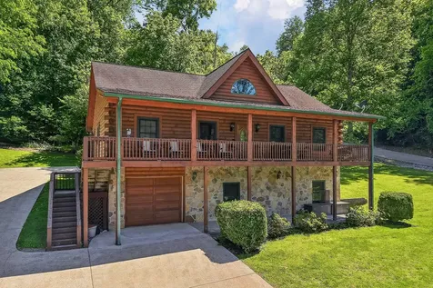 110 Baymont Drive Lancaster TN 38569