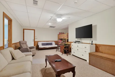 110 Baymont Drive Lancaster TN 38569