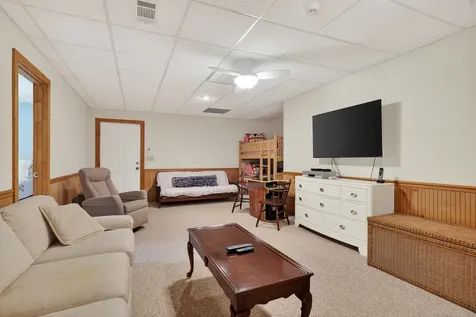 110 Baymont Drive Lancaster TN 38569