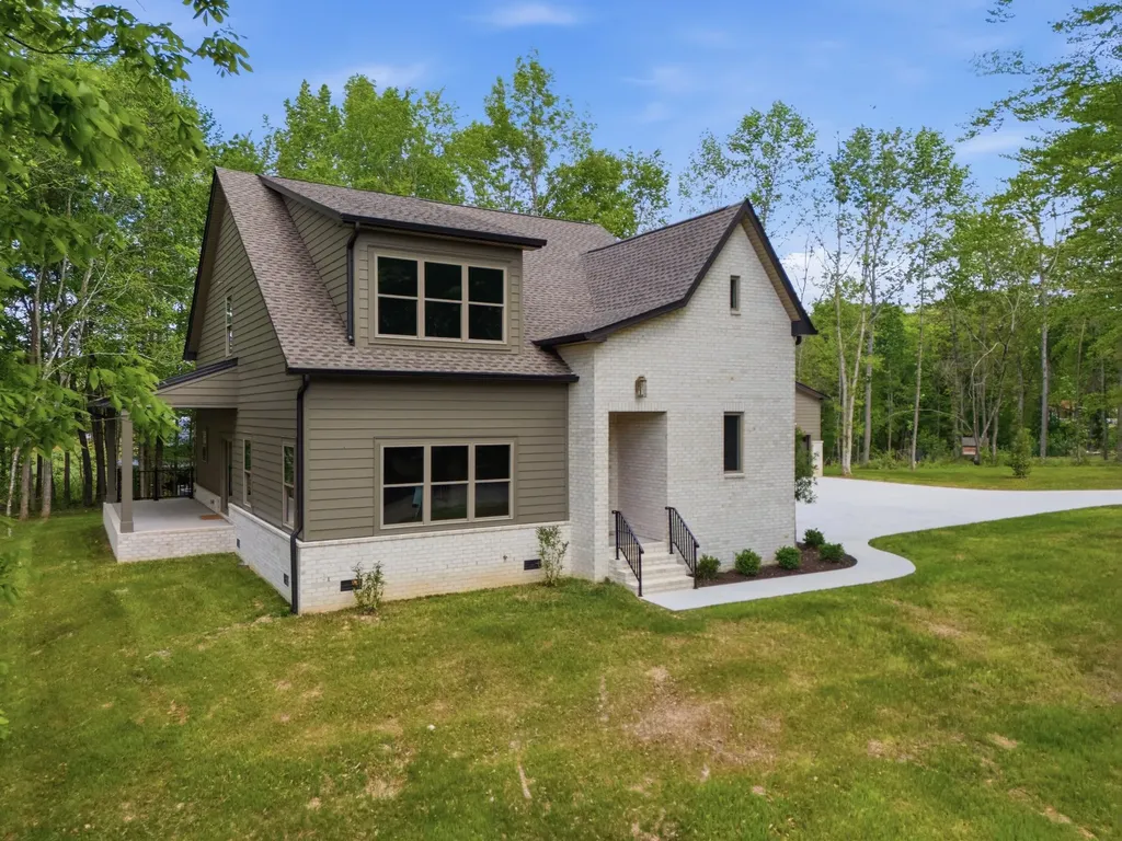 2957 Pace Road Clarksville TN 37043