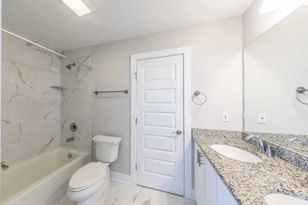 2207D 24th Avenue N Nashville TN 37208