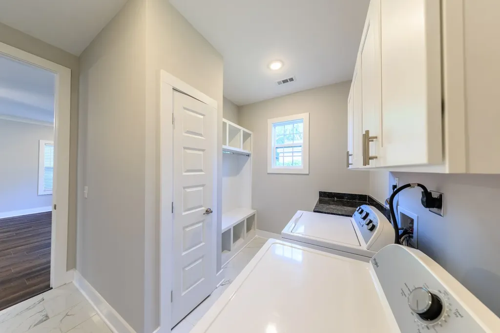 2207D 24th Avenue N Nashville TN 37208