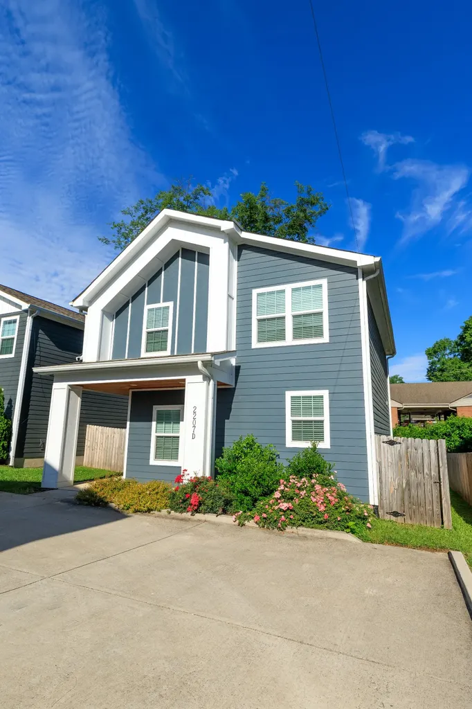 2207D 24th Avenue N Nashville TN 37208
