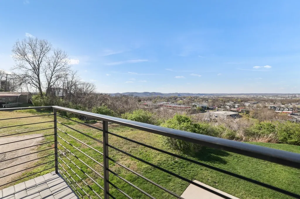 6012B Hill Circle Nashville TN 37209