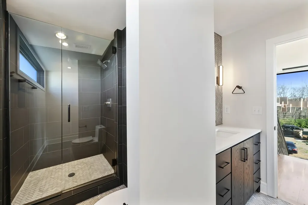 6012B Hill Circle Nashville TN 37209