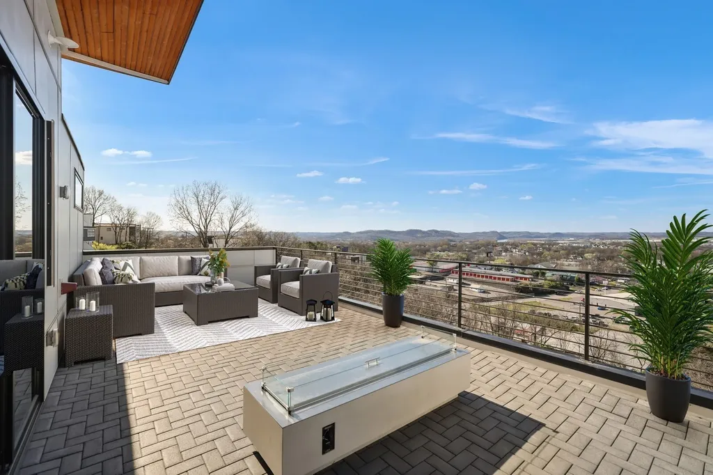 6012B Hill Circle Nashville TN 37209