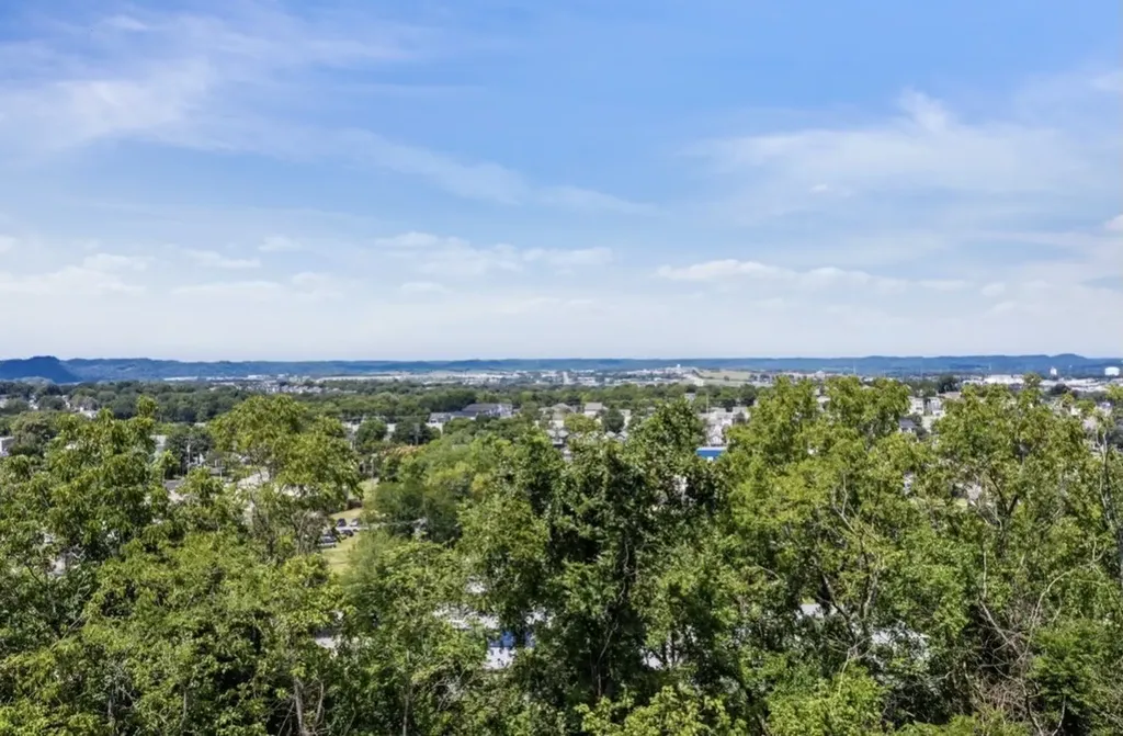 6012B Hill Circle Nashville TN 37209