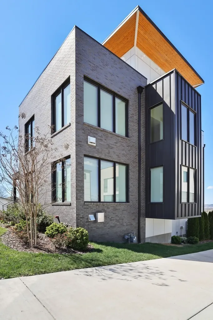 6012B Hill Circle Nashville TN 37209