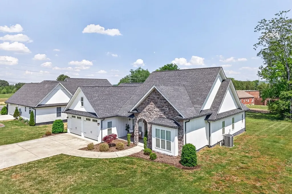 1360 Bilbrey Avenue Cookeville TN 38501