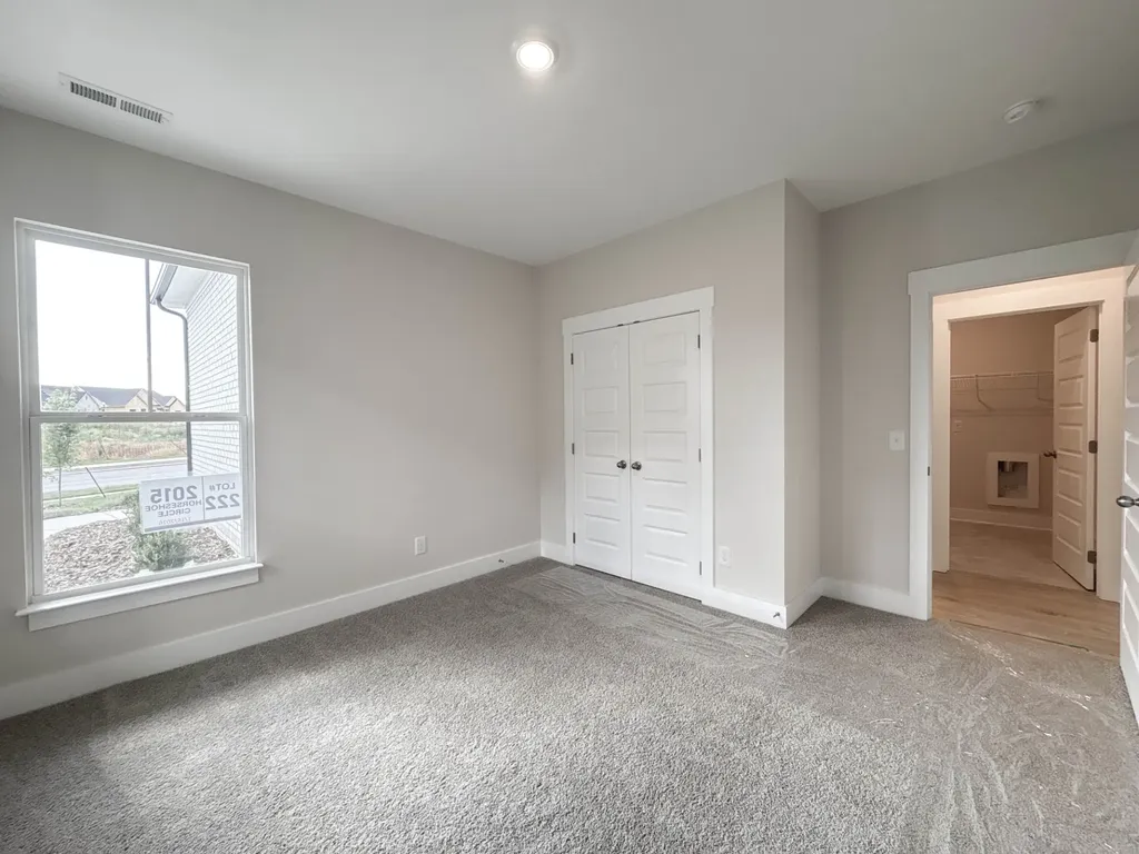 2015 Horseshoe Circle Gallatin TN 37066