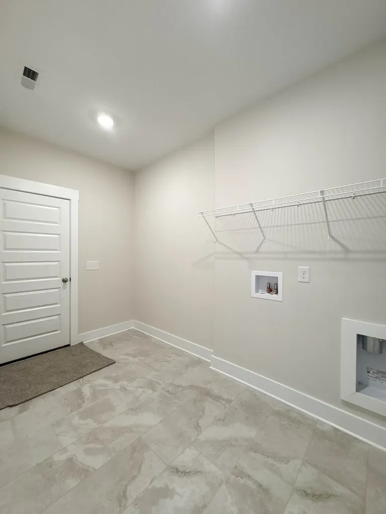 2015 Horseshoe Circle Gallatin TN 37066
