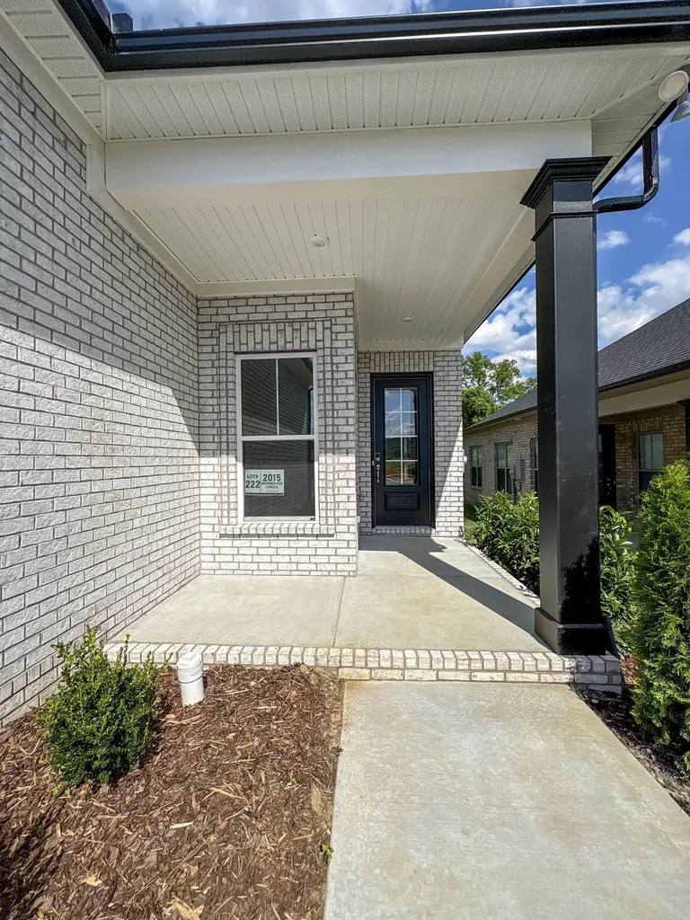 2015 Horseshoe Circle Gallatin TN 37066