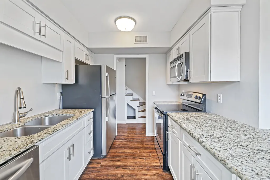 1900 Richard Jones Road Nashville TN 37215