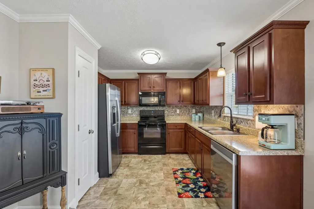 109 Eliza Way Lebanon TN 37087