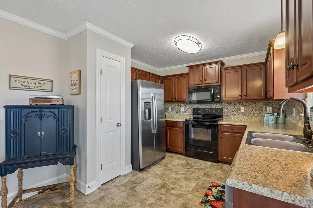 109 Eliza Way Lebanon TN 37087