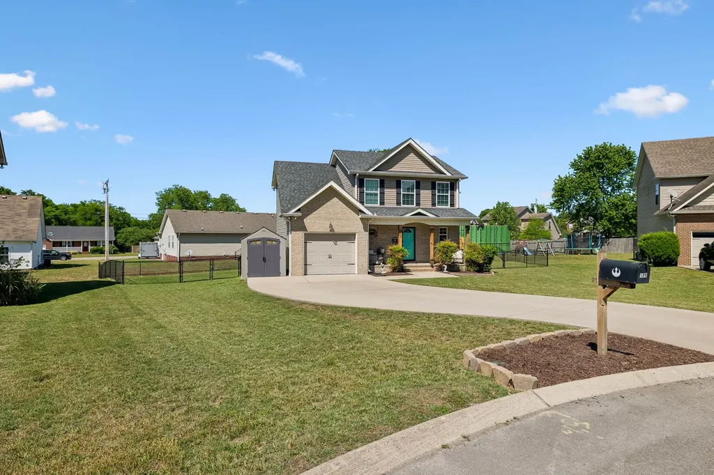 109 Eliza Way Lebanon TN 37087