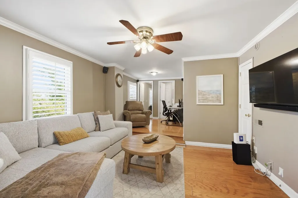 2112 Eastwood Avenue Nashville TN 37212