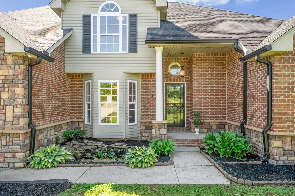 1365 Norman Lane Clarksville TN 37040
