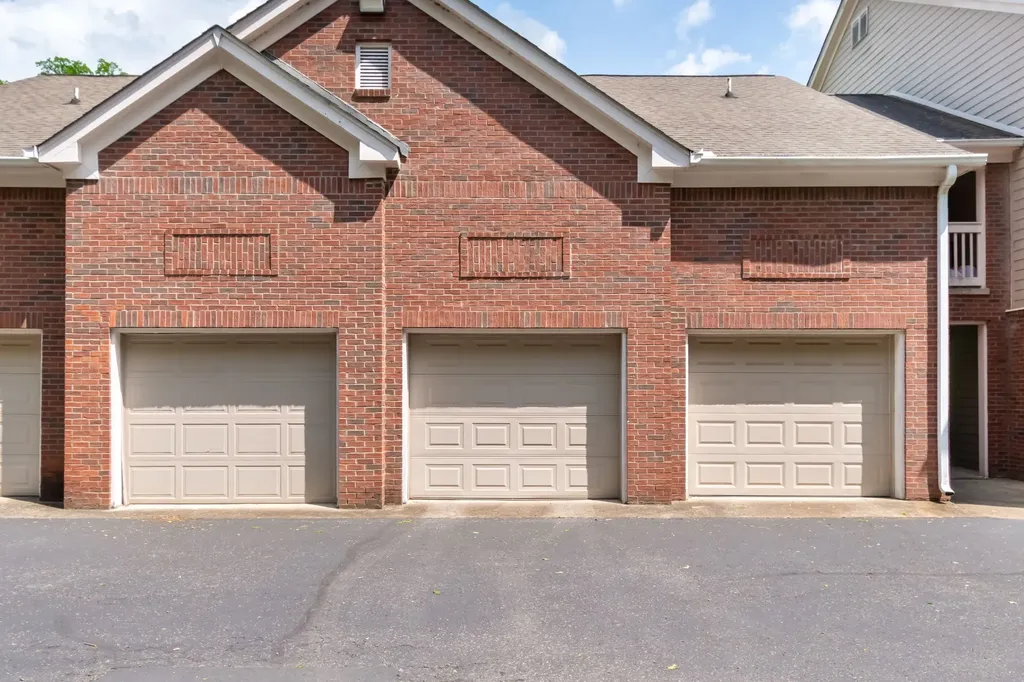 6820 Highway 70, S Nashville TN 37221