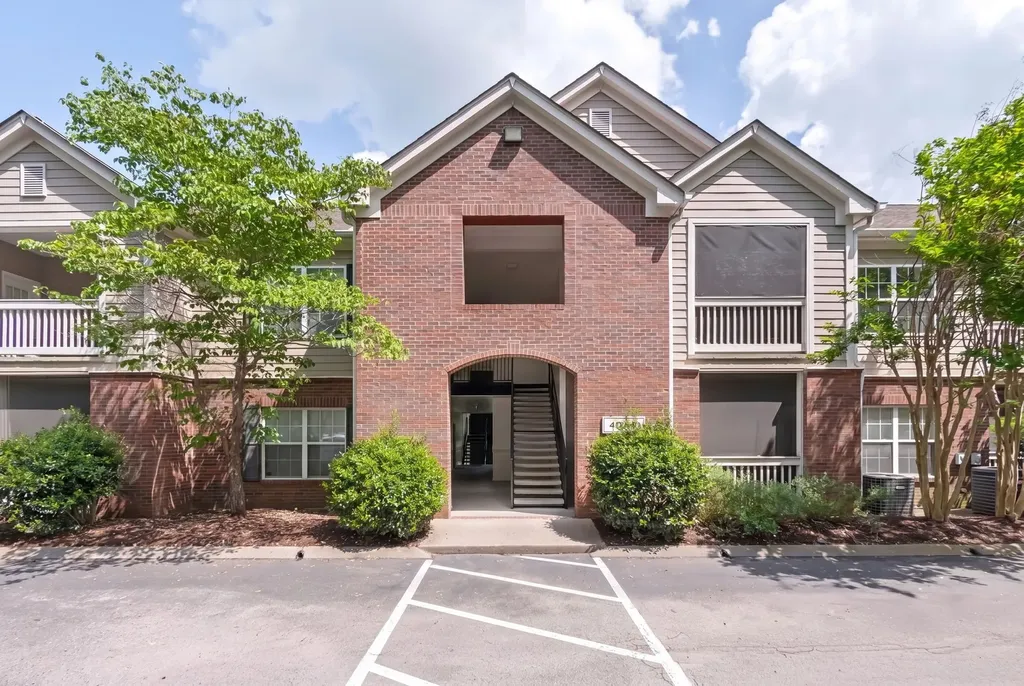 6820 Highway 70, S Nashville TN 37221