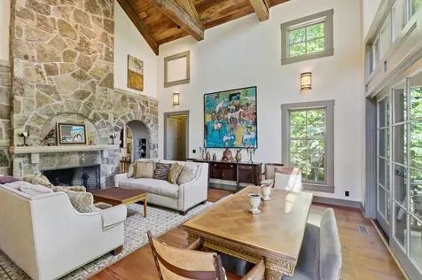 167 Pollywood Lane Sewanee TN 37375