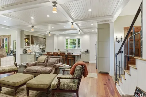 167 Pollywood Lane Sewanee TN 37375