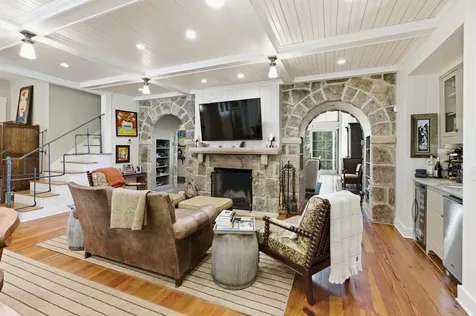 167 Pollywood Lane Sewanee TN 37375