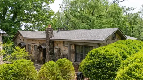 167 Pollywood Lane Sewanee TN 37375