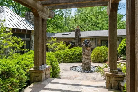 167 Pollywood Lane Sewanee TN 37375