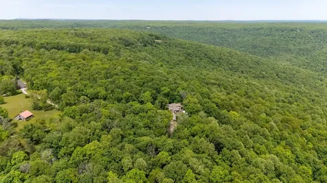167 Pollywood Lane Sewanee TN 37375